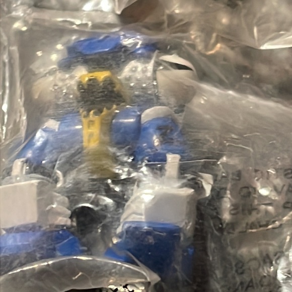 Micro Machines Zbots : Tunderizer - Picture 4 of 10